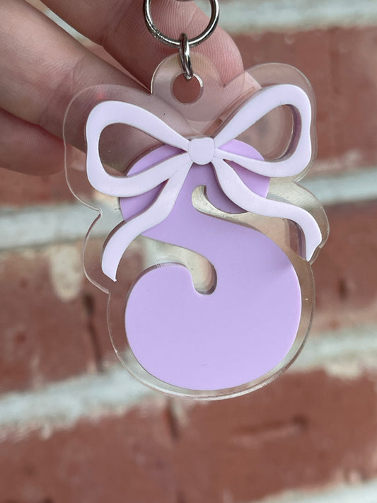 Initial Backpack Tag – Bow Accent (Acrylic Bag Tag)